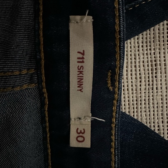 Levi size 30 slim - Picture 3 of 3